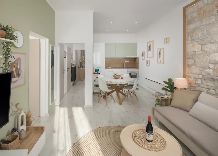 Storia Parentina Appartamento *